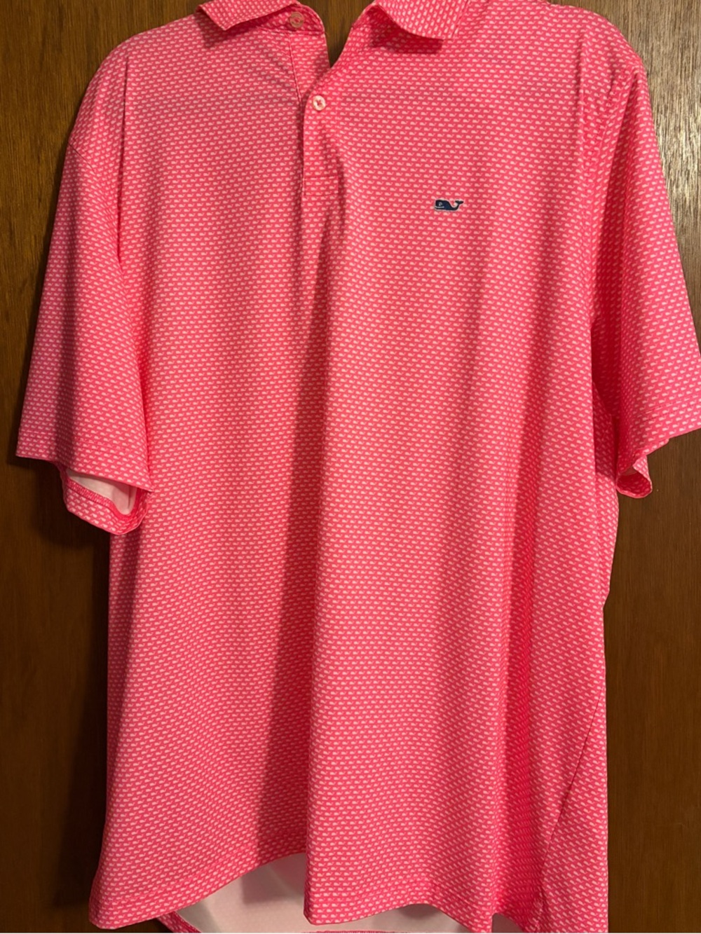 VINEYARD VINES NWT!! Bright Pink Patterned Polo